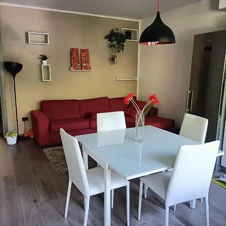 Casa Di Lilla Semesterbostad Verbania